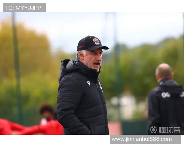 戴维斯参与合练复出在即穆西亚拉预计明年初回归球队 戴维斯参与合练复出在即穆西亚拉预计明年初回归球队