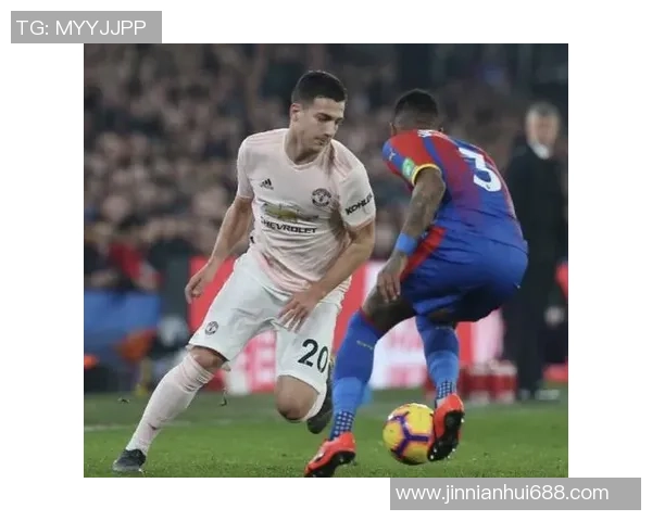 加尔扎谈马祖拉轮换策略坦言跌出阵容也能期待机会来临