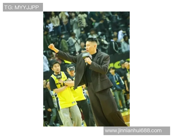 林书豪鼓励凡博勇敢追梦期待瀚森在新赛季的精彩表现 林书豪鼓励凡博勇敢追梦期待瀚森在新赛季的精彩表现