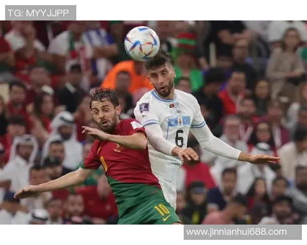 本坦库尔因铲球染红离场乌拉圭队在友谊赛中以1比5落后美国队