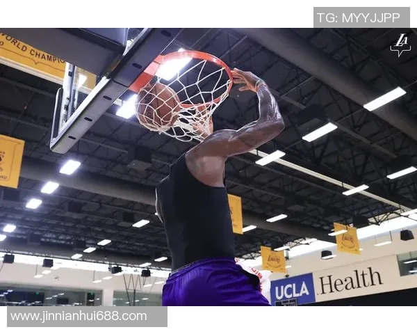 詹姆斯分享训练热情依然享受比赛乐趣如新秀般激动 詹姆斯分享训练热情依然享受比赛乐趣如新秀般激动