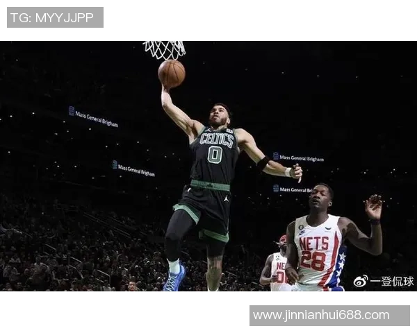 哈珀状态低迷全场11投仅中1仅得3分4篮板6助攻表现惨淡