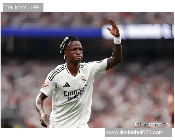 皇马球迷回应亚马尔嘲讽:明天让他们见识我们的实力 皇马球迷回应亚马尔嘲讽:明天让他们见识我们的实力