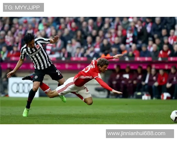 慕尼黑1860主席回应被拜仁球迷侮辱母亲事件表示不会上诉但感到愤怒 慕尼黑1860主席回应被拜仁球迷侮辱母亲事件表示不会上诉但感到愤怒