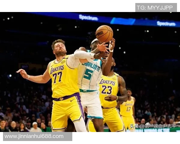 湖人次节遭遇惨败净负18分落后黄蜂9分詹姆斯仅得10分东契奇表现抢眼拿下19分 湖人次节遭遇惨败净负18分落后黄蜂9分詹姆斯仅得10分东契奇表现抢眼拿下19分